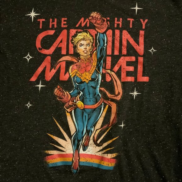 The Mighty Captain Marvel Black Short Sleeve MARVEL Graphic T-Shirt Large C03 - Picture 2 of 6